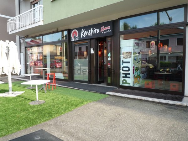 negozio in affitto a Sesto Calende