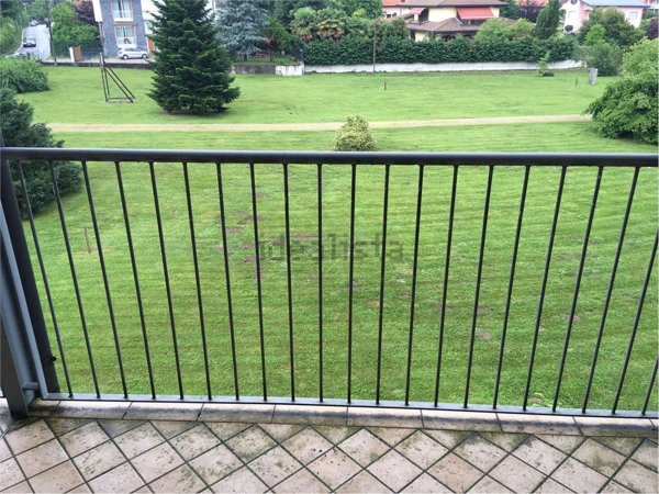 appartamento in affitto a Sesto Calende