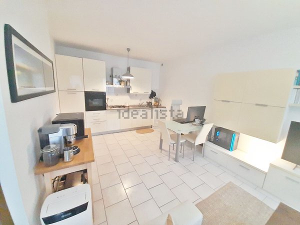 appartamento in affitto a Sesto Calende