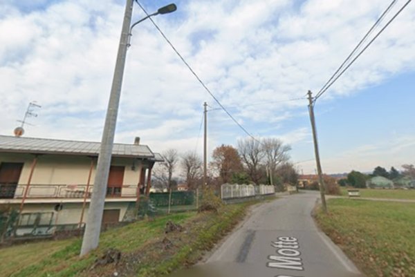 appartamento in affitto a Sesto Calende