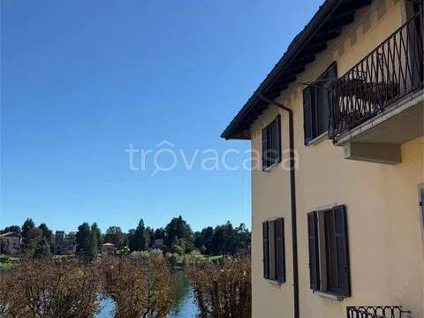 appartamento in affitto a Sesto Calende