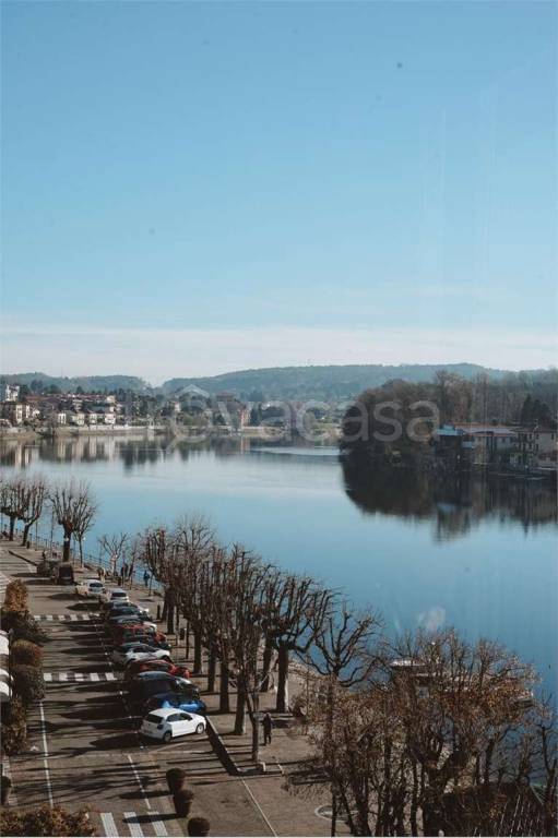 appartamento in affitto a Sesto Calende
