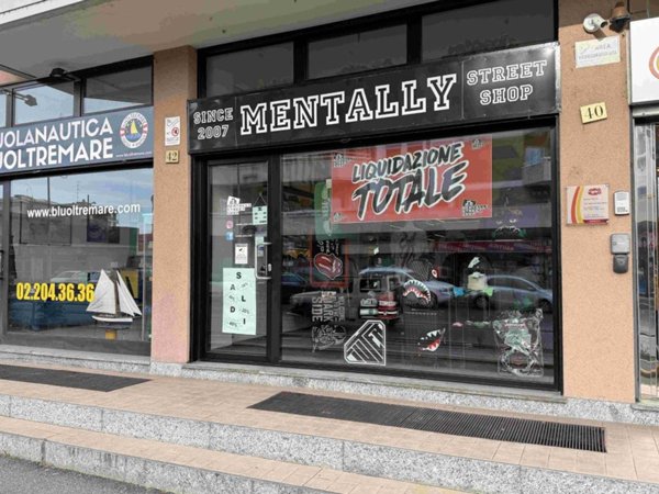 negozio in affitto a Sesto Calende