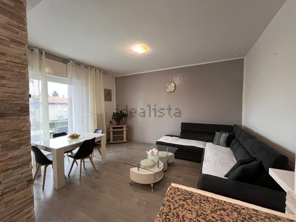 appartamento in affitto a Sesto Calende