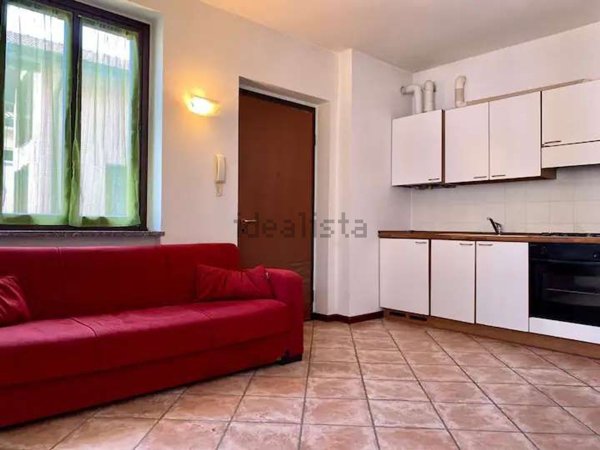 appartamento in affitto a Sesto Calende