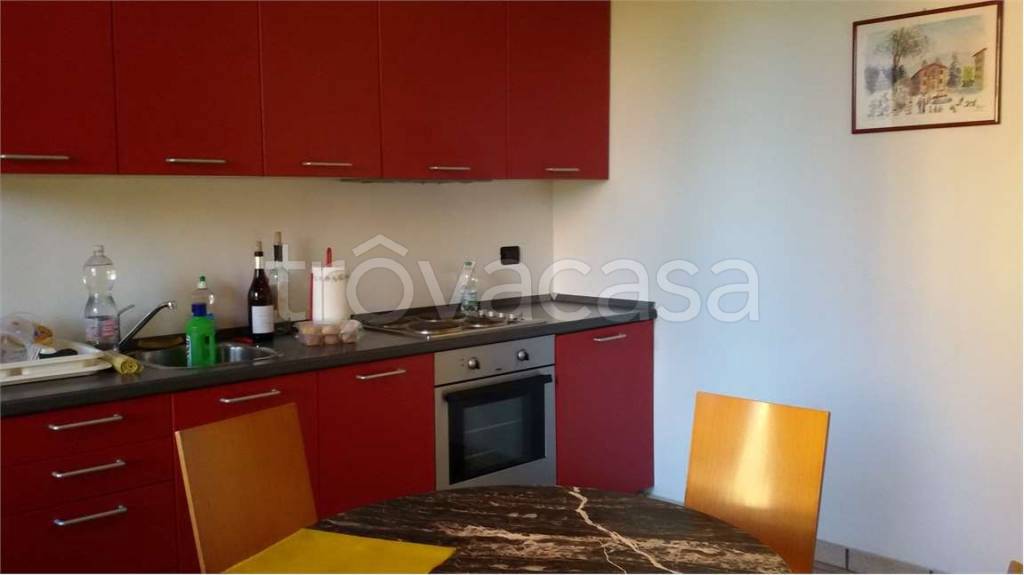 appartamento in affitto a Sesto Calende