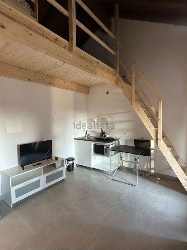 appartamento in affitto a Sesto Calende