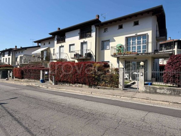 appartamento in affitto a Sesto Calende