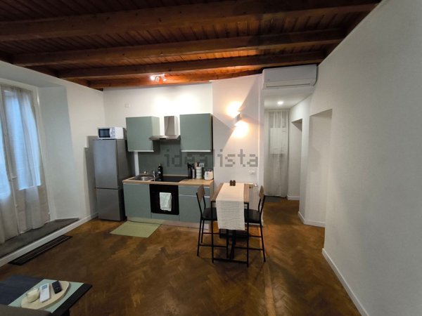 appartamento in affitto a Sesto Calende