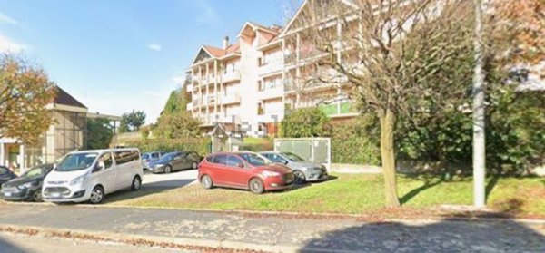 appartamento in affitto a Sesto Calende