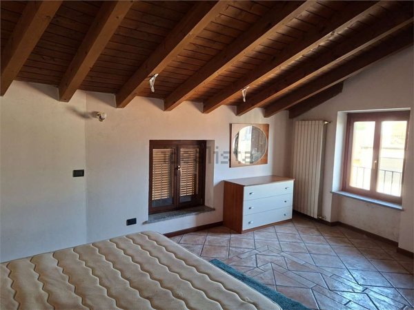 appartamento in affitto a Sesto Calende