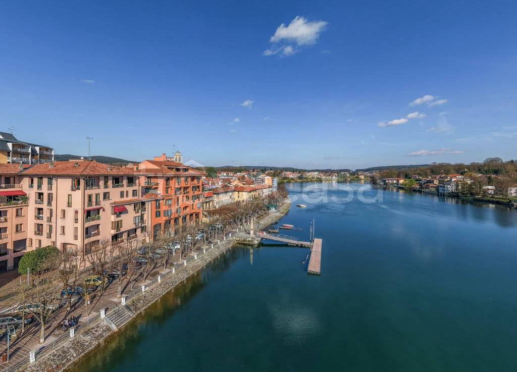 appartamento in affitto a Sesto Calende