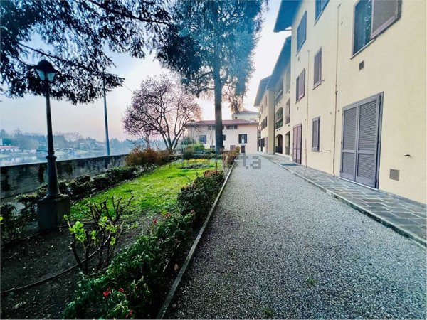 appartamento in affitto a Sesto Calende