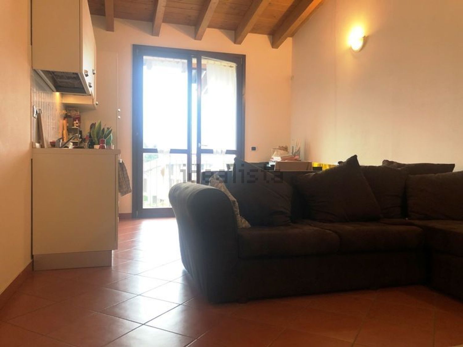 appartamento in affitto a Sesto Calende