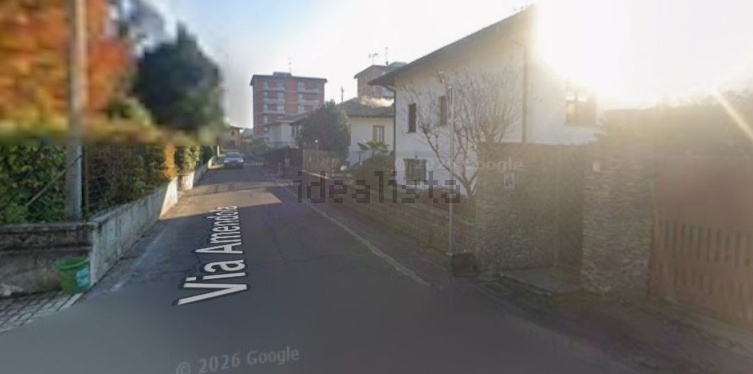 appartamento in affitto a Sesto Calende