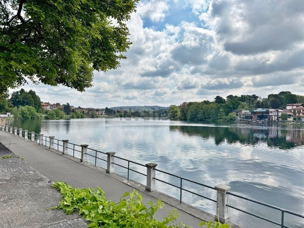appartamento in affitto a Sesto Calende