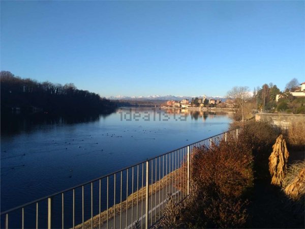 appartamento in affitto a Sesto Calende