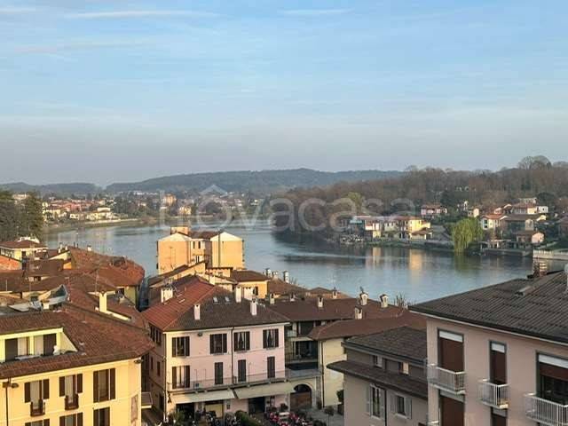 appartamento in affitto a Sesto Calende