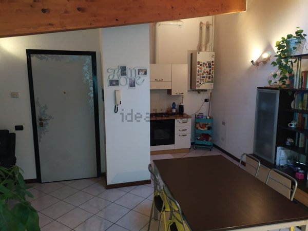 appartamento in affitto a Sesto Calende