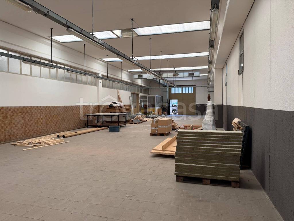 appartamento in affitto a Solbiate Arno
