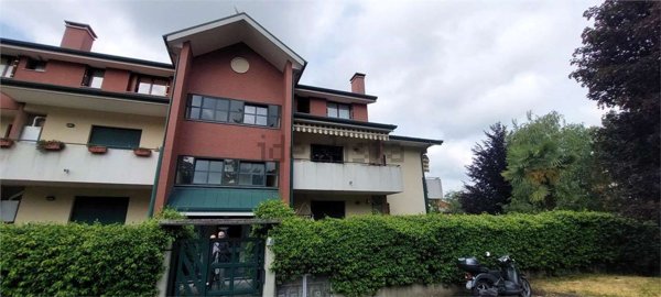 appartamento in affitto a Solbiate Arno