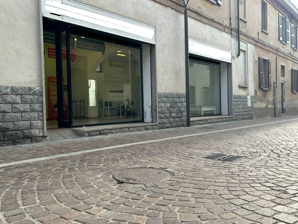 negozio in affitto a Solbiate Olona