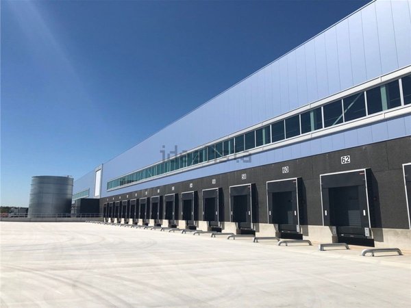 locale di sgombero in affitto a Solbiate Olona