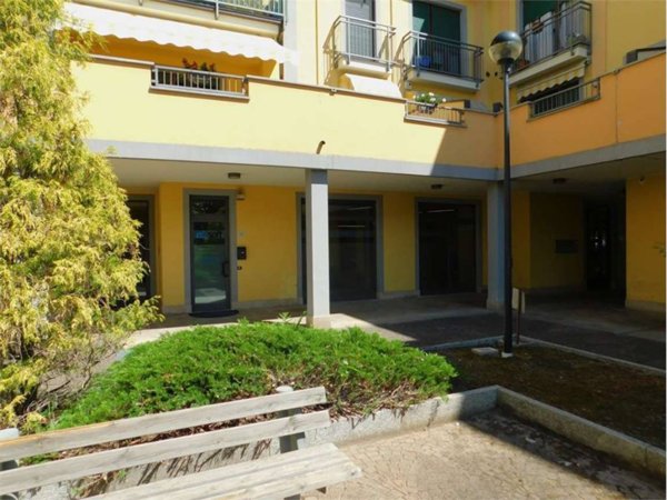 negozio in affitto a Somma Lombardo