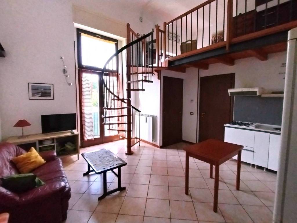 appartamento in affitto a Somma Lombardo