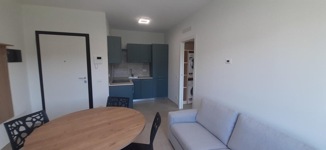 appartamento in affitto a Somma Lombardo in zona Coarezza