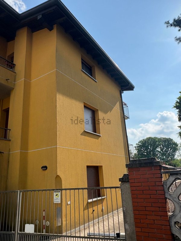 appartamento in affitto a Somma Lombardo