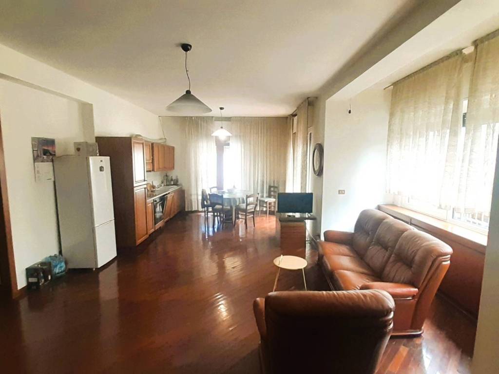 appartamento in affitto a Somma Lombardo