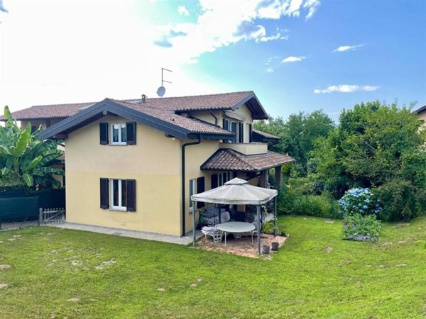 appartamento in affitto a Sumirago