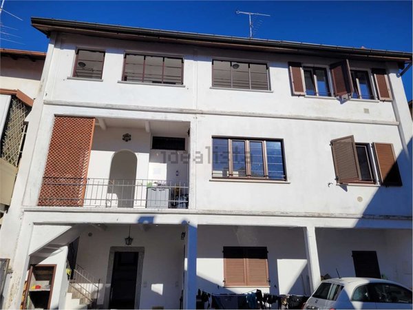 appartamento in affitto a Sumirago