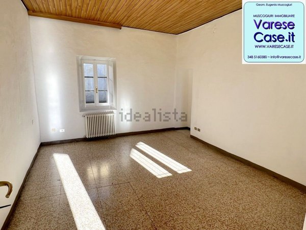 appartamento in affitto a Sumirago in zona Caidate