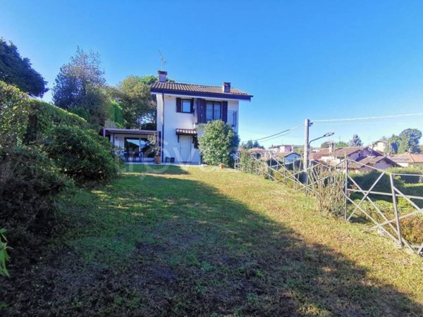 casa indipendente in affitto a Taino