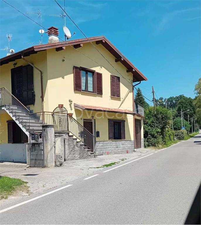 appartamento in affitto a Taino