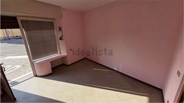 ufficio in affitto a Ternate