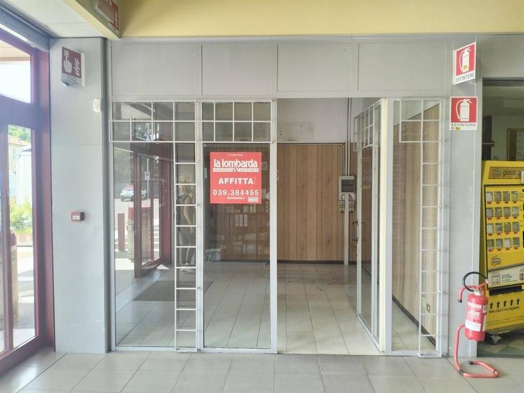 negozio in affitto a Tradate