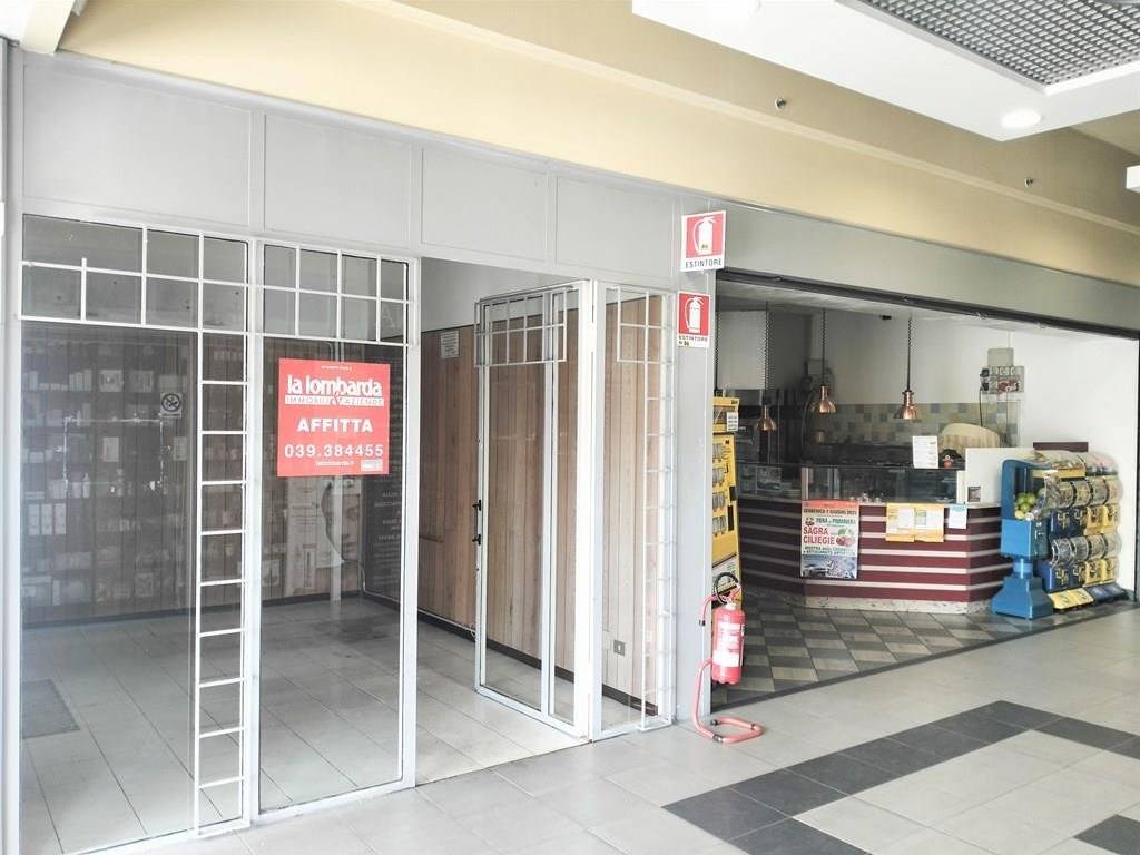 negozio in affitto a Tradate