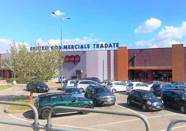 negozio in affitto a Tradate