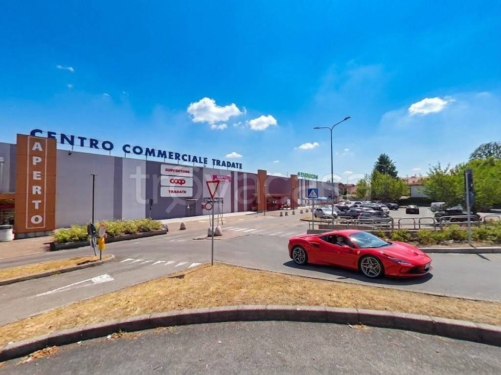 negozio in affitto a Tradate