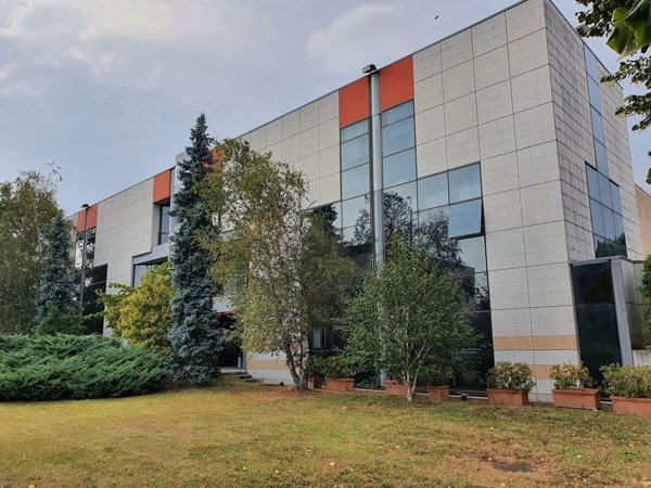 capannone in affitto a Tradate