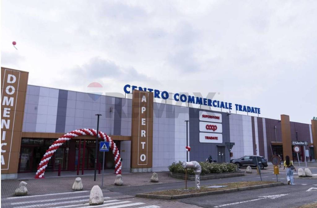 appartamento in affitto a Tradate in zona Abbiate Guazzone