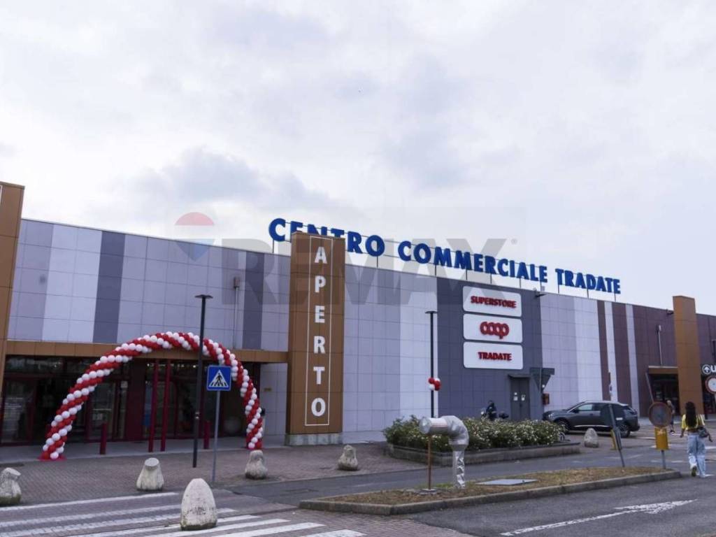 negozio in affitto a Tradate