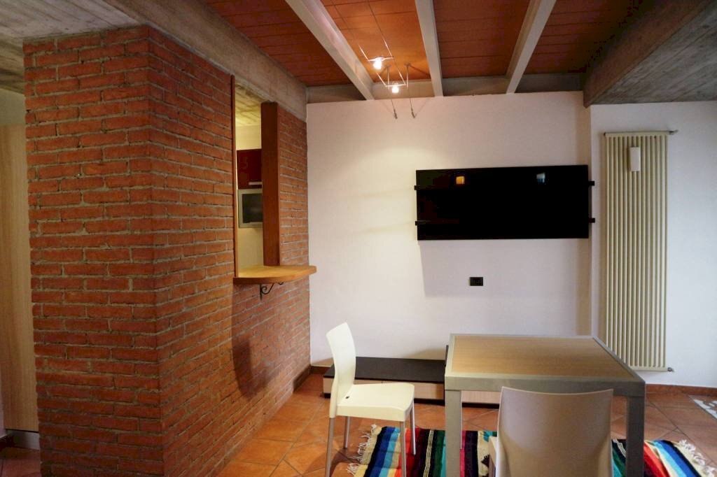 appartamento in affitto a Travedona-Monate