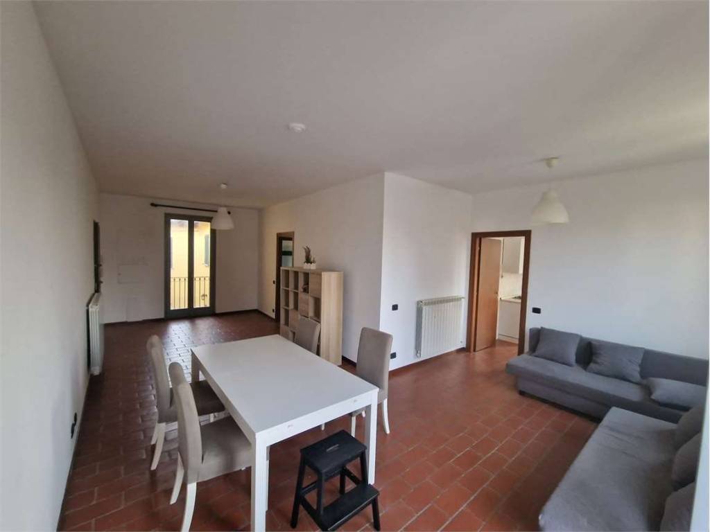 appartamento in affitto a Travedona-Monate