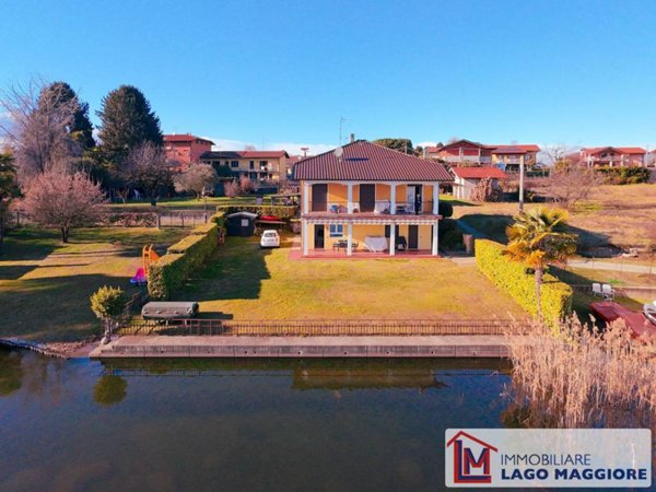 casa indipendente in affitto a Travedona-Monate