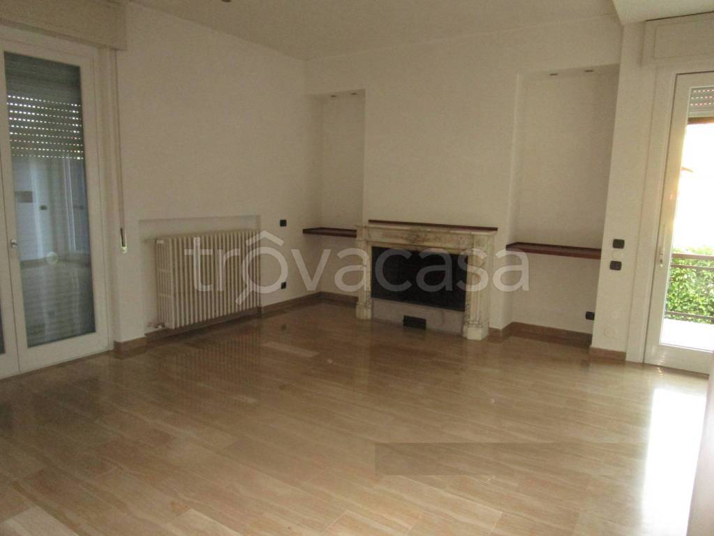 appartamento in affitto ad Uboldo