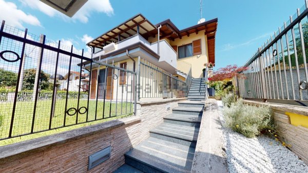 appartamento in affitto ad Uboldo